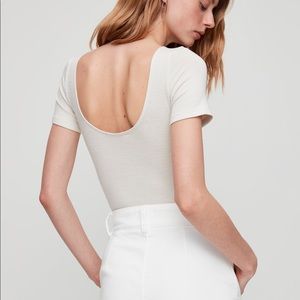 💜3/$25 Wilfred Low Scoop Back Tee